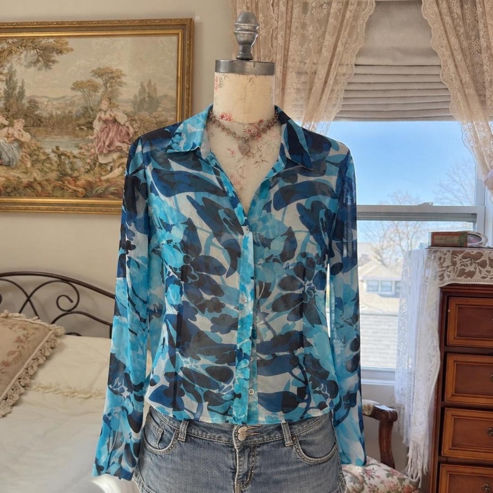 Y2K Valerie Stevens 100% silk floral button front top size medium